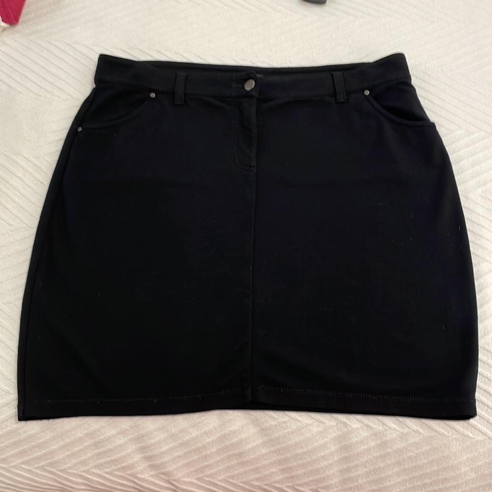 Eileen Fisher 12! Black skirt